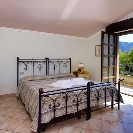 Bb Sa Mangaliana Bed & Breakfast *